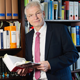 Rechtsanwalt und Notar Thomas J. Möller